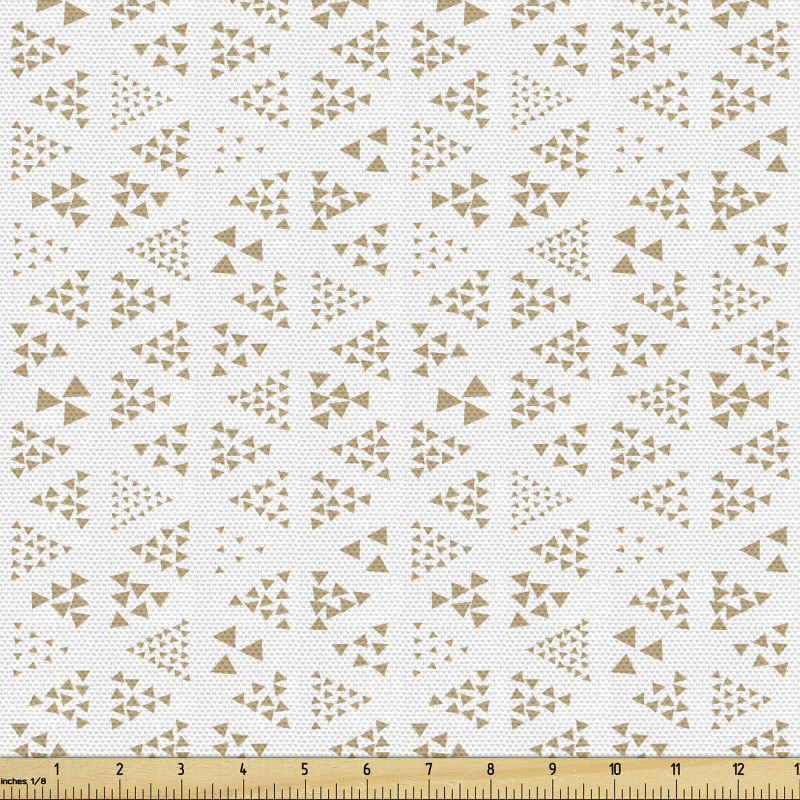 Geometrik Parça Kumaş Minik Üçgenler Oluşmuş Büyük Üçgenler