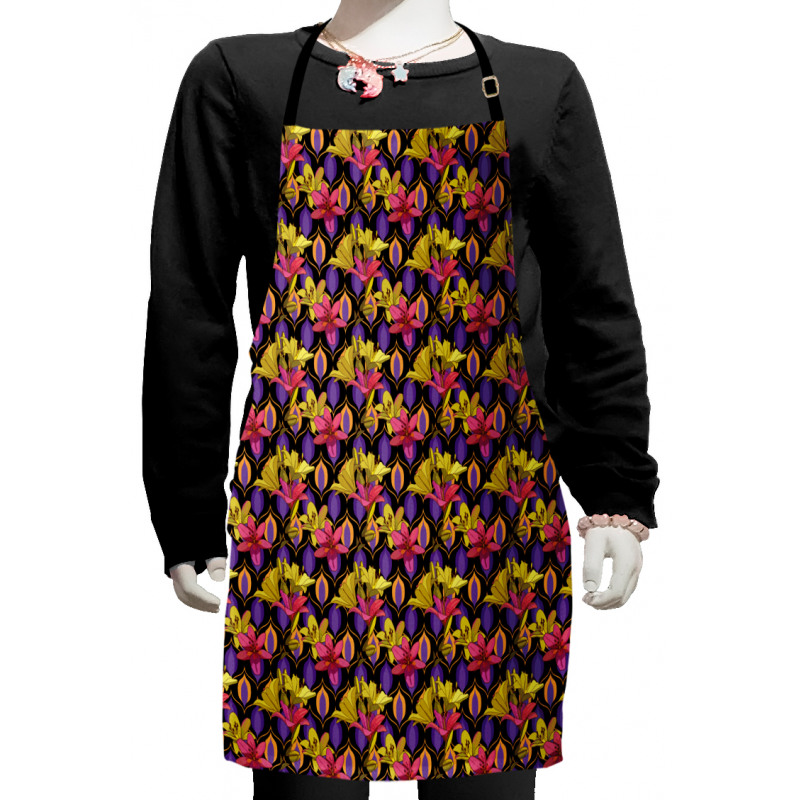 Lily Flowers on Retro Motif Kids Apron