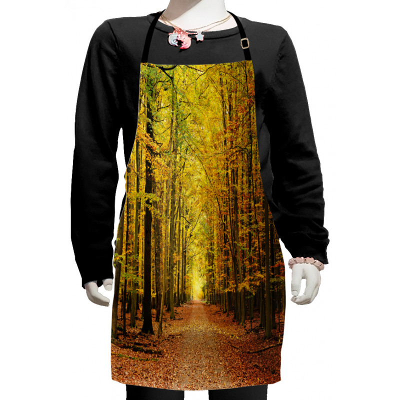 Pathway into the Forest Kids Apron