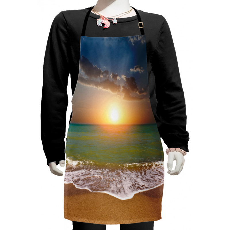 Idyllic Beach Scenery Kids Apron