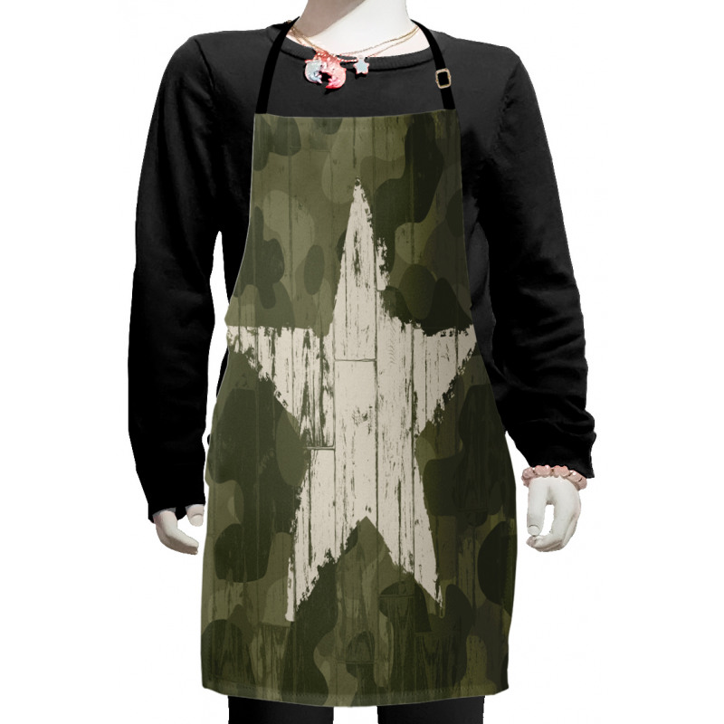 Grunge Star on Green Kids Apron