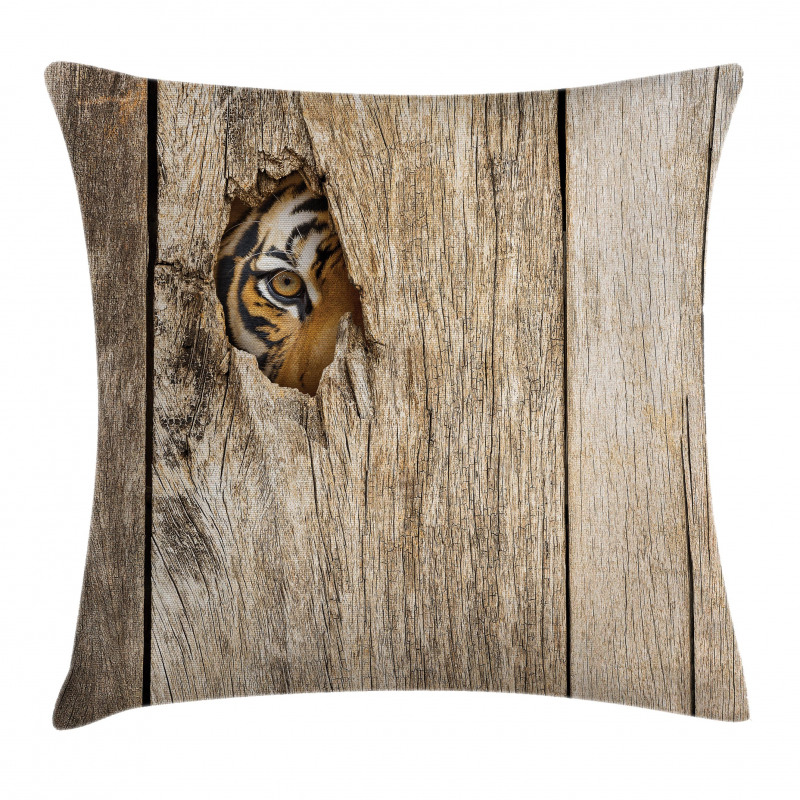 Siberian Wild Tiger Eye Pillow Cover