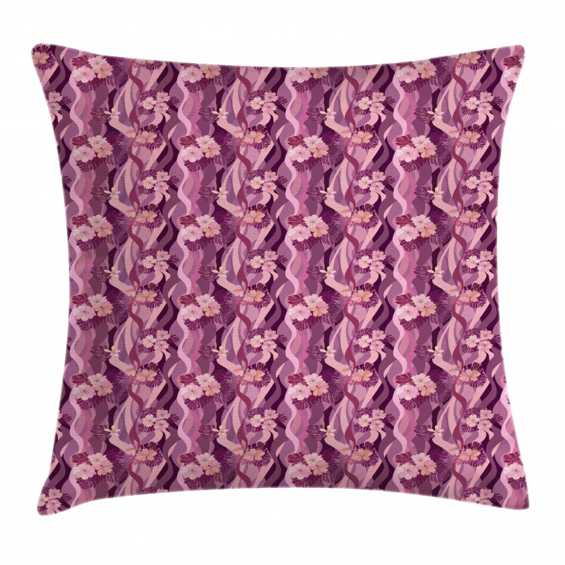 Vertical Wavy Pattern Art Pillow Cover