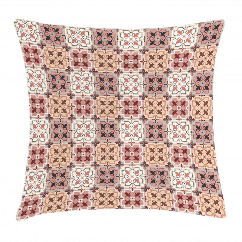 Vintage Clover East Pillow Cover