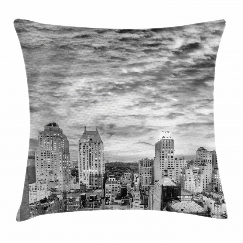 New York Skyscraper Pillow Cover