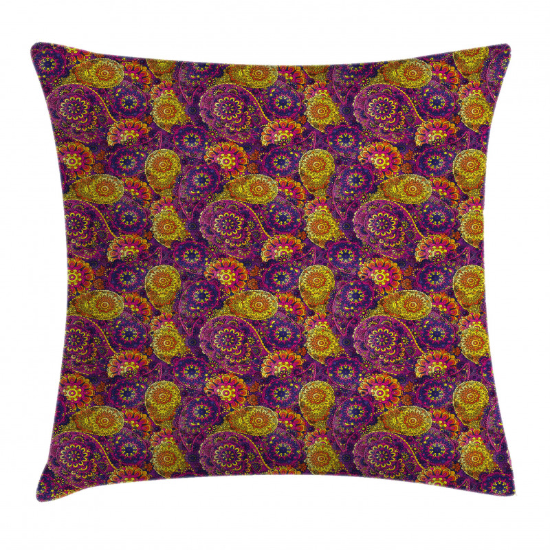 Oriental Curvy Paisley Pillow Cover