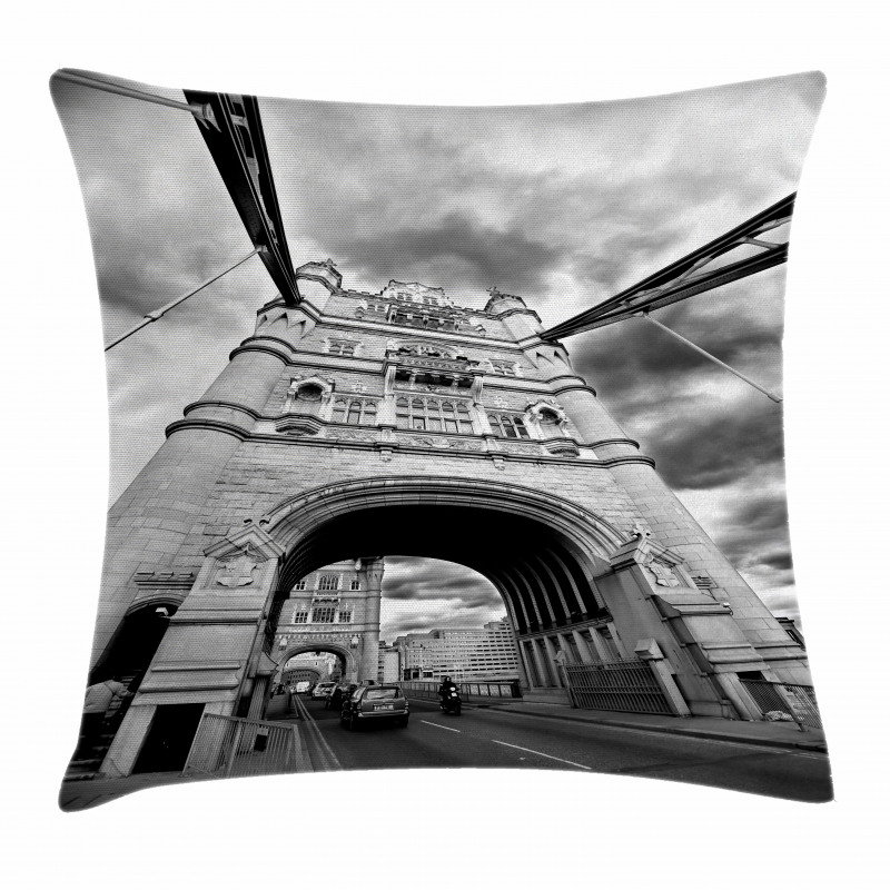 Tower Bridge England Pillow Cover