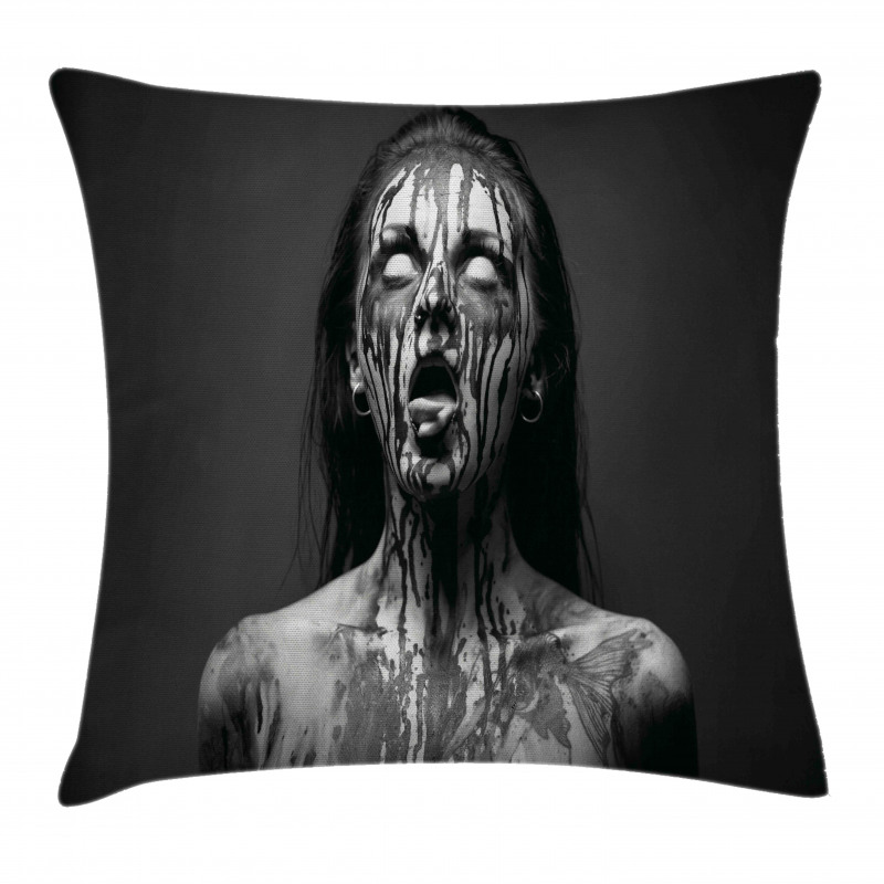 Screaming Woman Pillow Cover