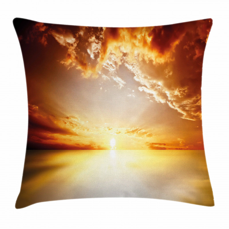 Tranquil Sunset Horizon Pillow Cover