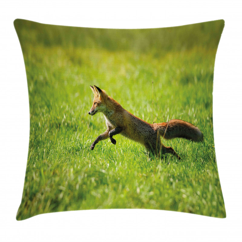 Jumping Animal Fresh Grass Pillow Cover