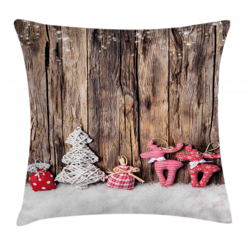 Traditional Xmas Pillow Cover