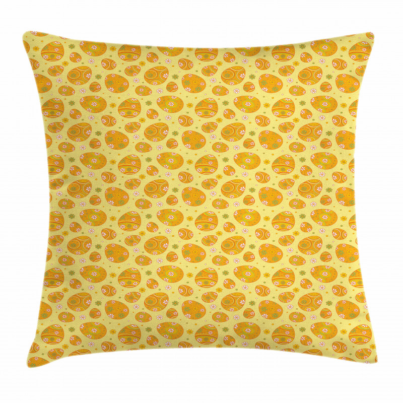 Cheerful Holiday Daisies Pillow Cover