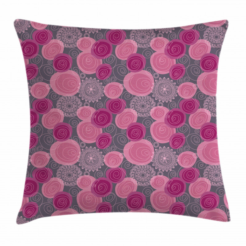 Lace Swirled Circle Pillow Cover