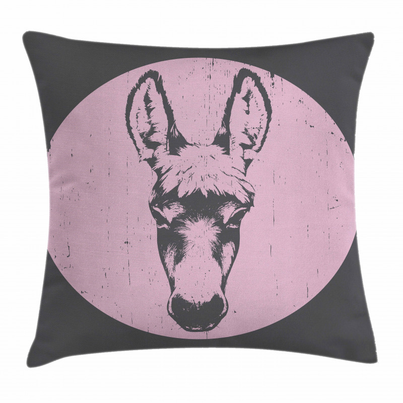 Grunge Look Animal Portrait Pillow Cover