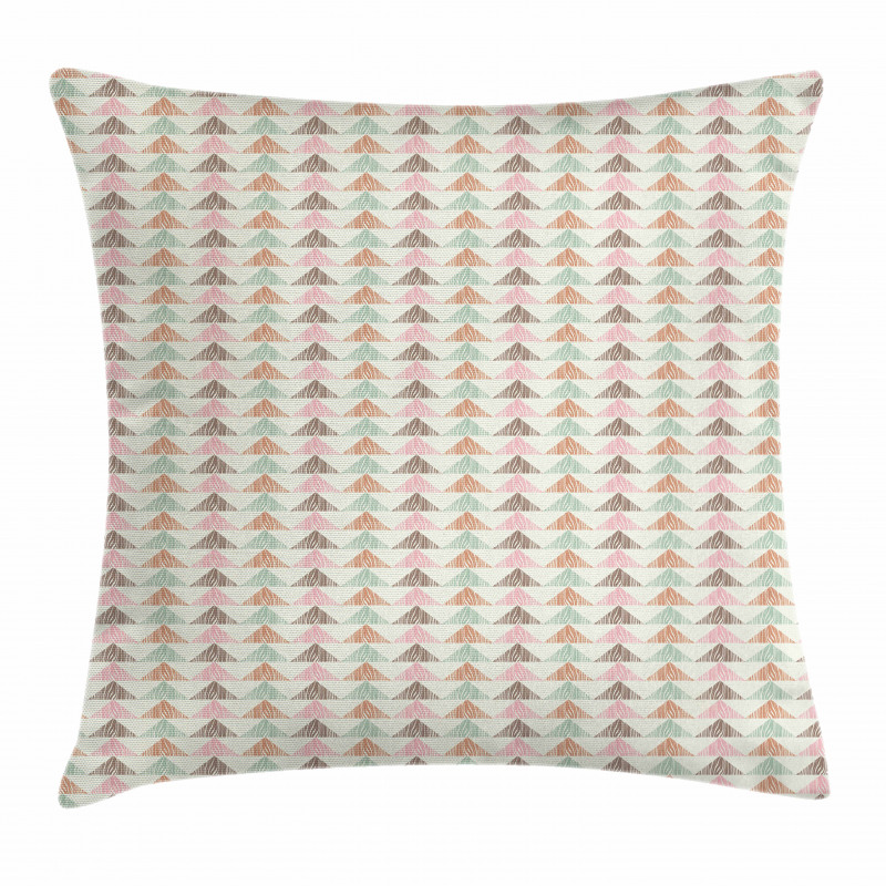 Horizontal Curved Stripes Pillow Cover