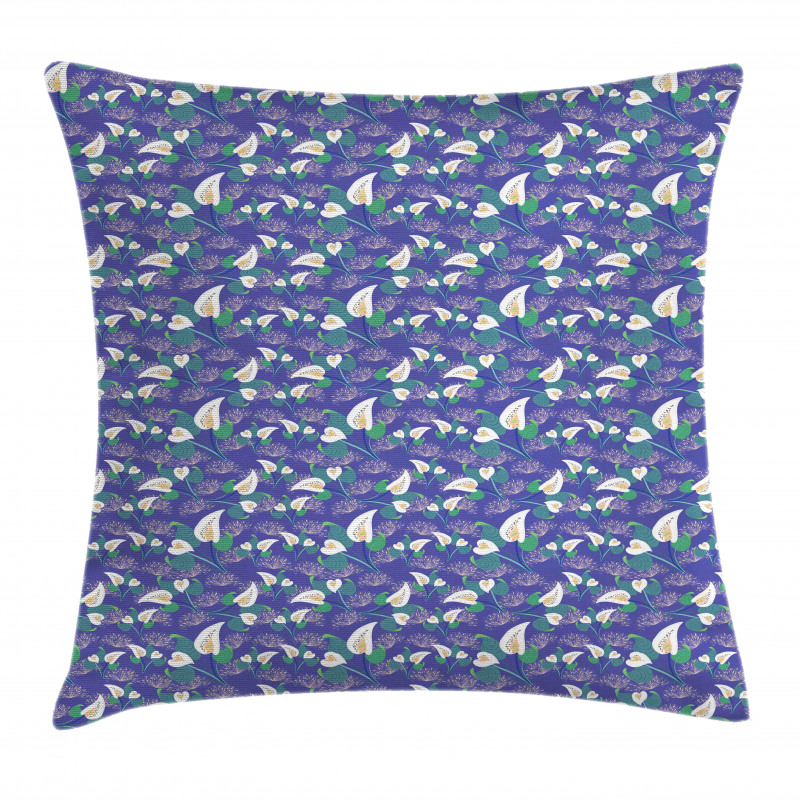 Peacock Tail Outlined Motif Pillow Cover