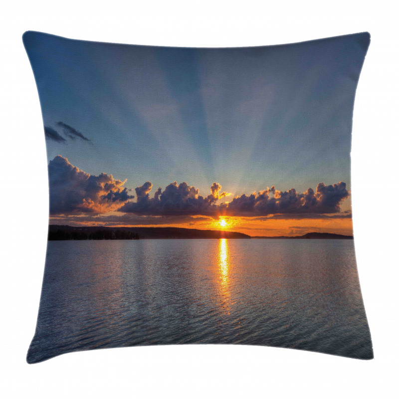 Sunset over Lake Horizon Pillow Cover