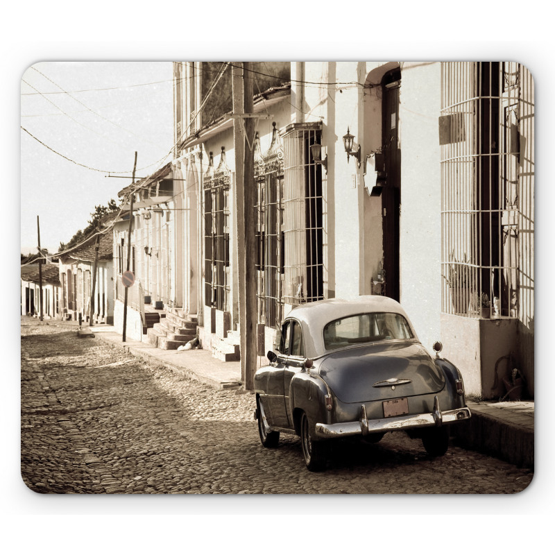 Old Car Cuba Street Mouse Pad