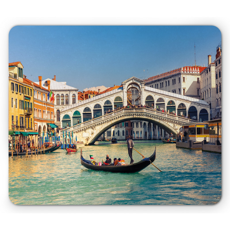 Sunny Day in City Travel Mouse Pad