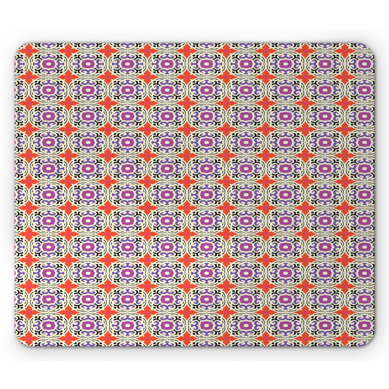 4 Petal Floral Motifs Mouse Pad