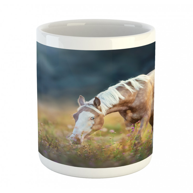 Palomino Horse Grazing Mug