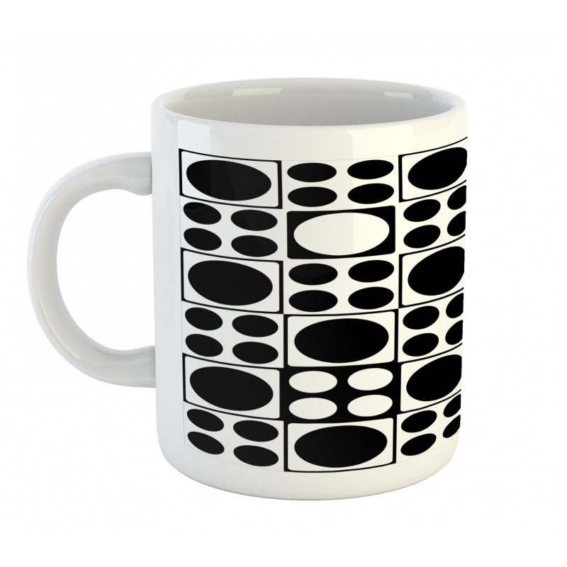 Big and Smaller Circles Mug