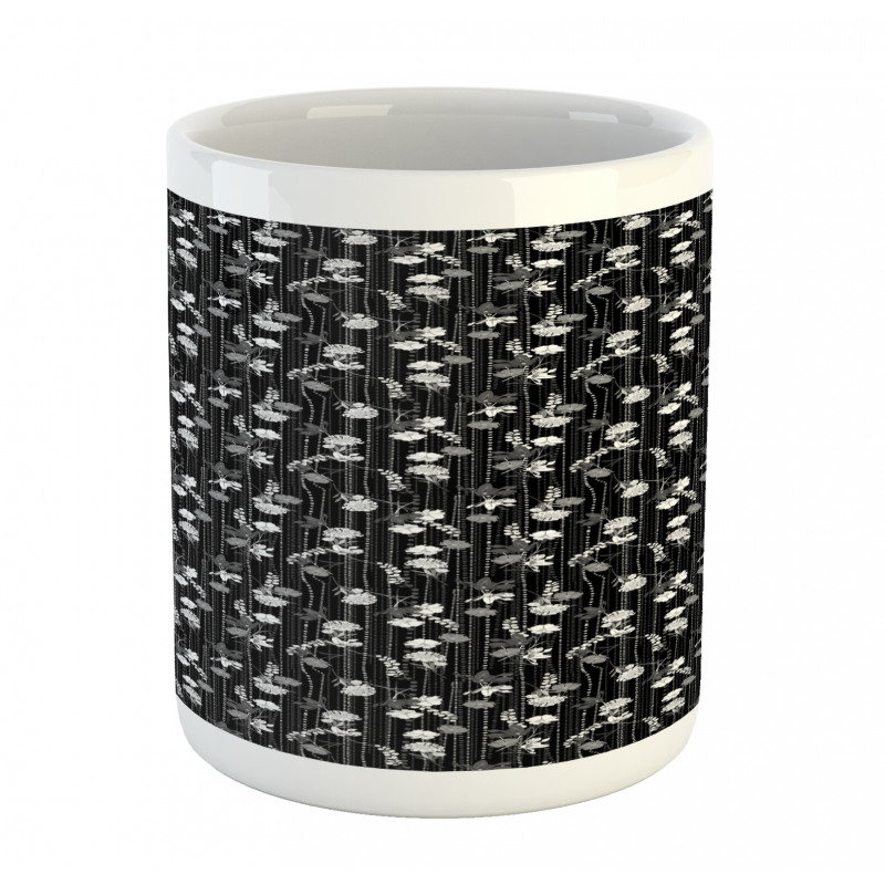 Polka Dots Chains Flowers Mug