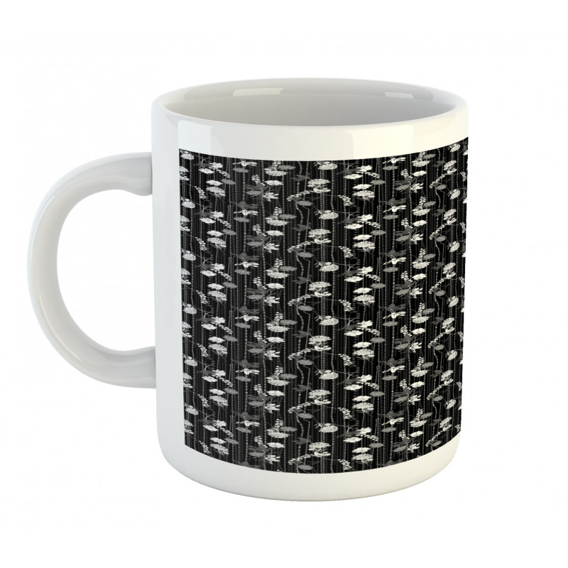 Polka Dots Chains Flowers Mug