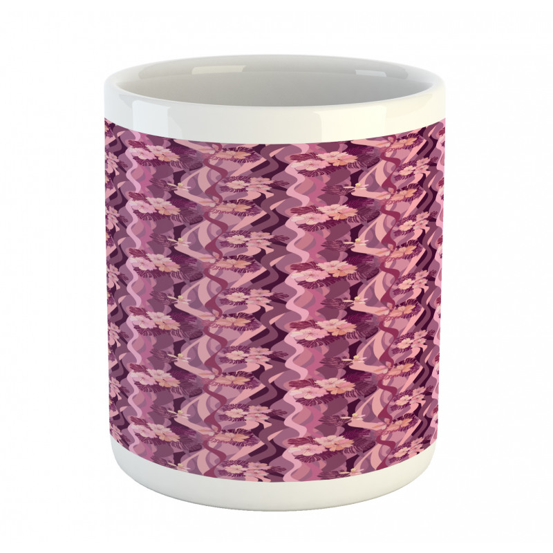 Vertical Wavy Pattern Art Mug