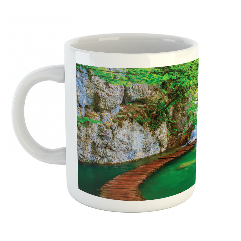 Cascade Trees Greenery Mug