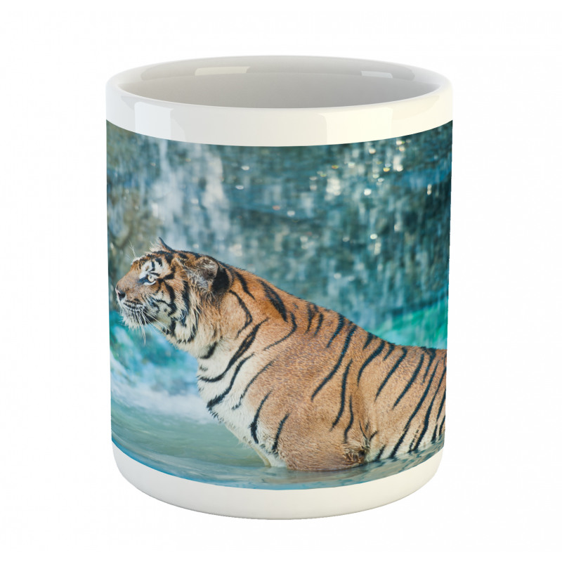 Feline Animal in Pond Mug