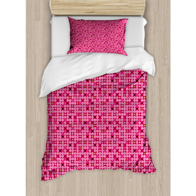 Modern Feminine Rounds Duvet Cover Set