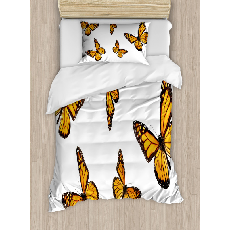 Gracious Winged Insect Duvet Cover Set