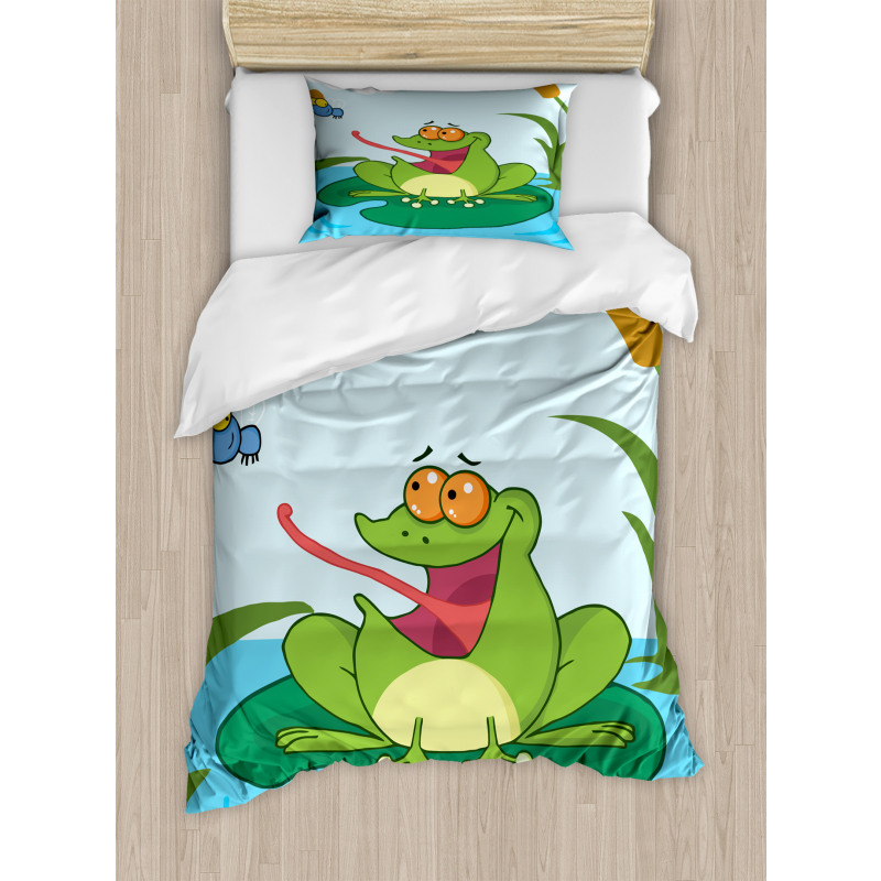 Animal on Pond Catches a Fly Duvet Cover Set