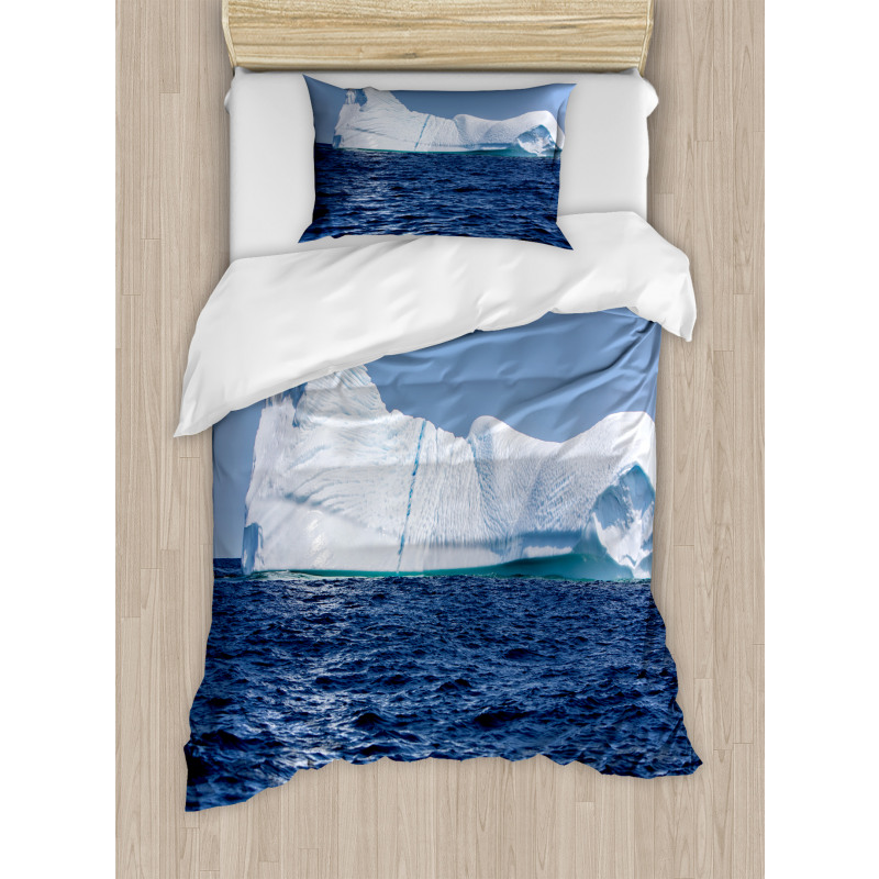 Oceanic Frigid Scenery Duvet Cover Set