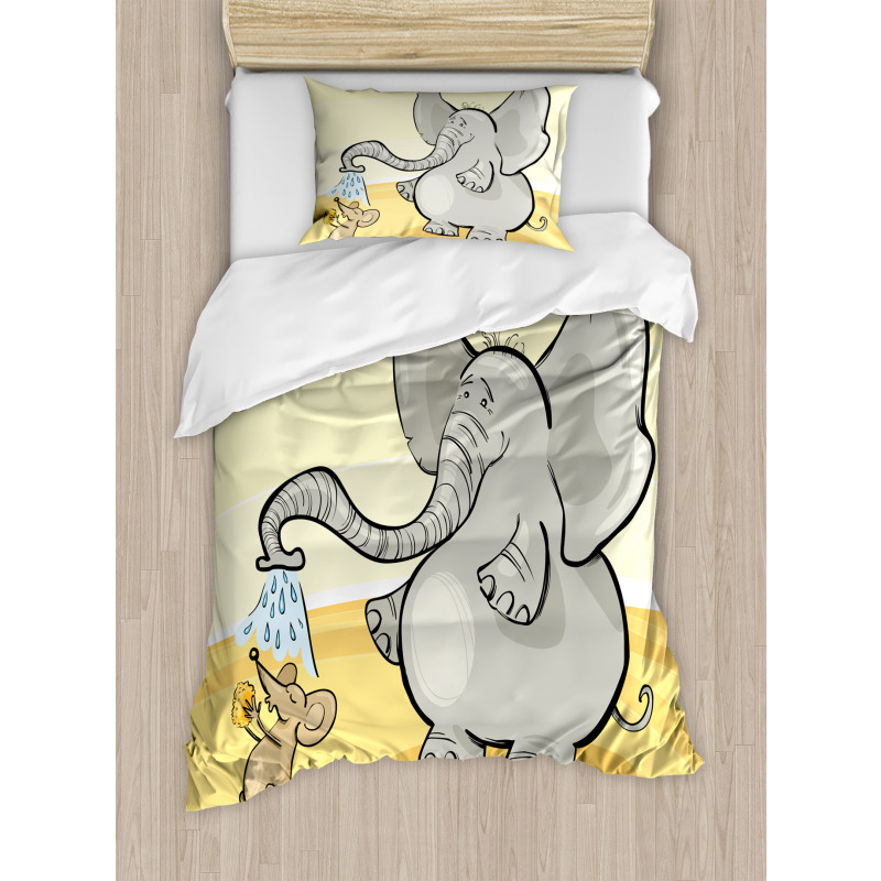 Elephant Bathing Mouse Duvet Cover Set