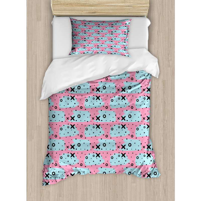 X and O Motifs Spot Duvet Cover Set