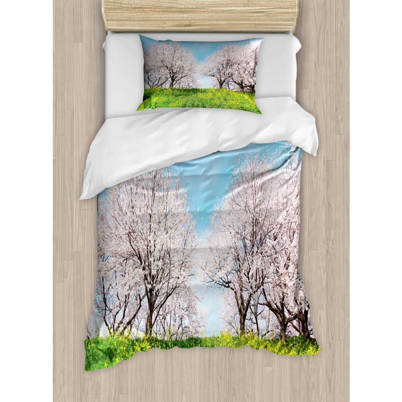 Japanese Spring Flowers Duvet Cover Set