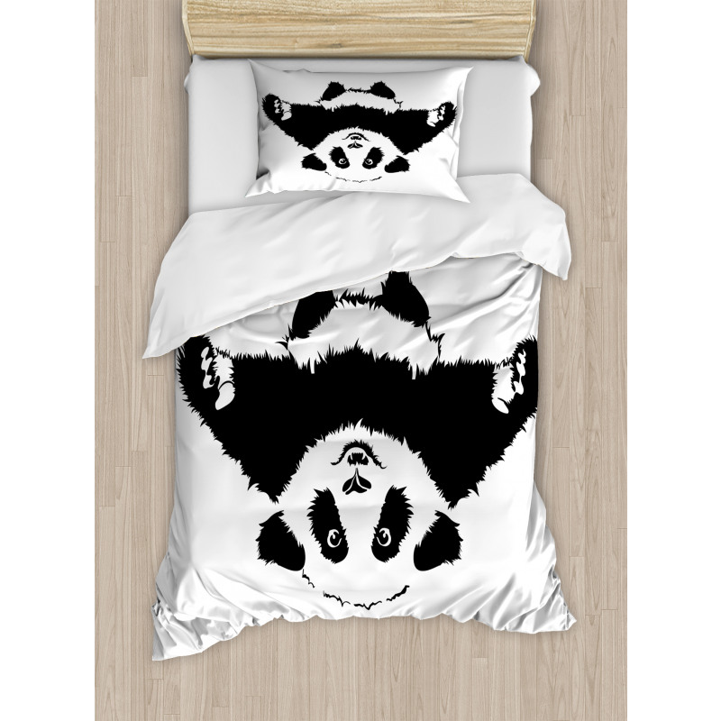 Panda Wants to Hug Duvet Cover Set