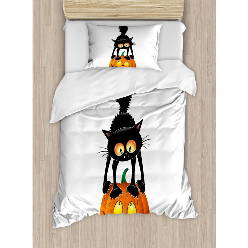 Cartoon Animal on Pumpkin Duvet Cover Set