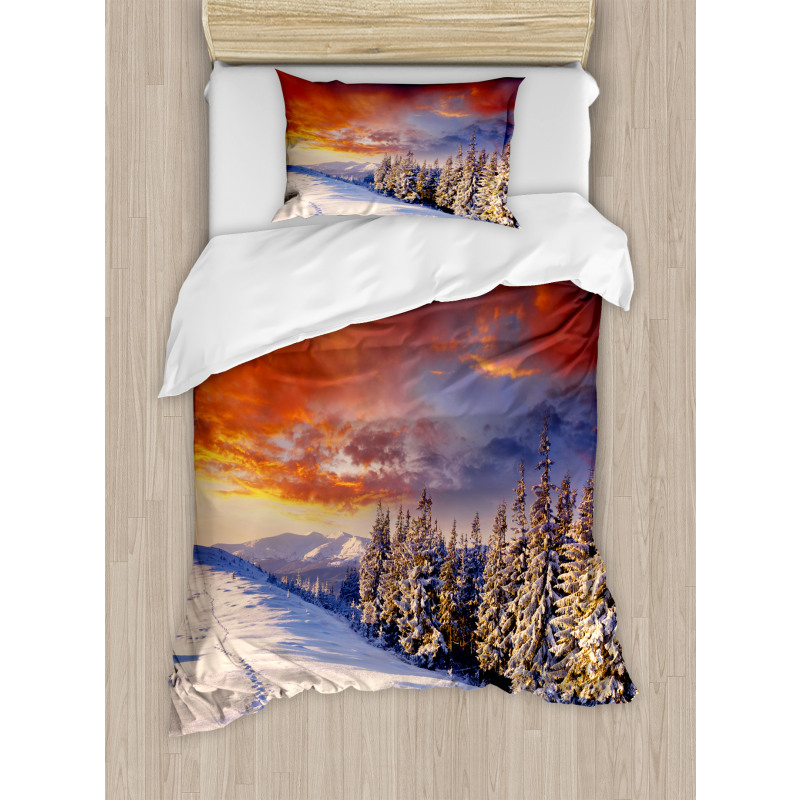 Mountains Pine Trees Duvet Cover Set