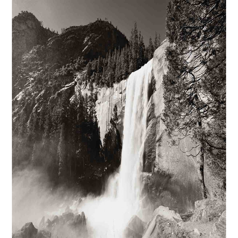 Waterfalls in Yosemite Duvet Cover Set