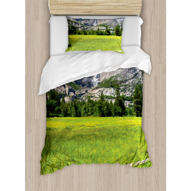 Yosemite Falls Country Duvet Cover Set