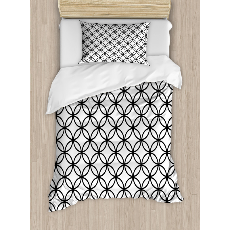 Minimal Pattern Duvet Cover Set