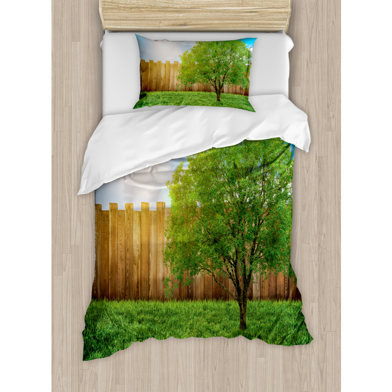 Life Tree Yard Field Duvet Cover Set