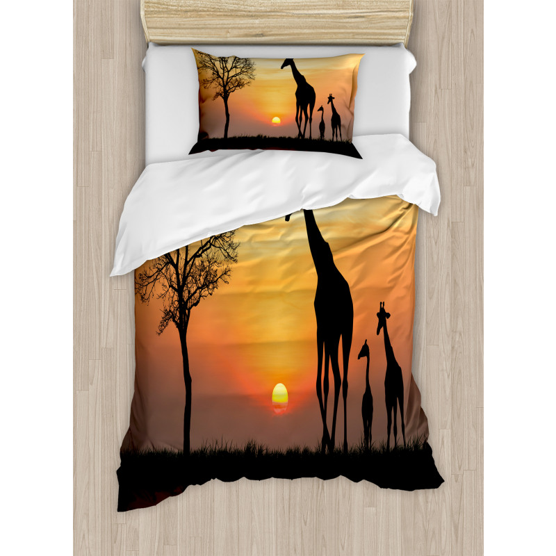 Giraffe in Wild Forest Duvet Cover Set