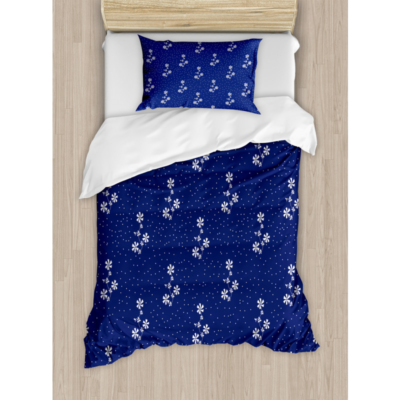 Floral Pattern and Dot Duvet Cover Set