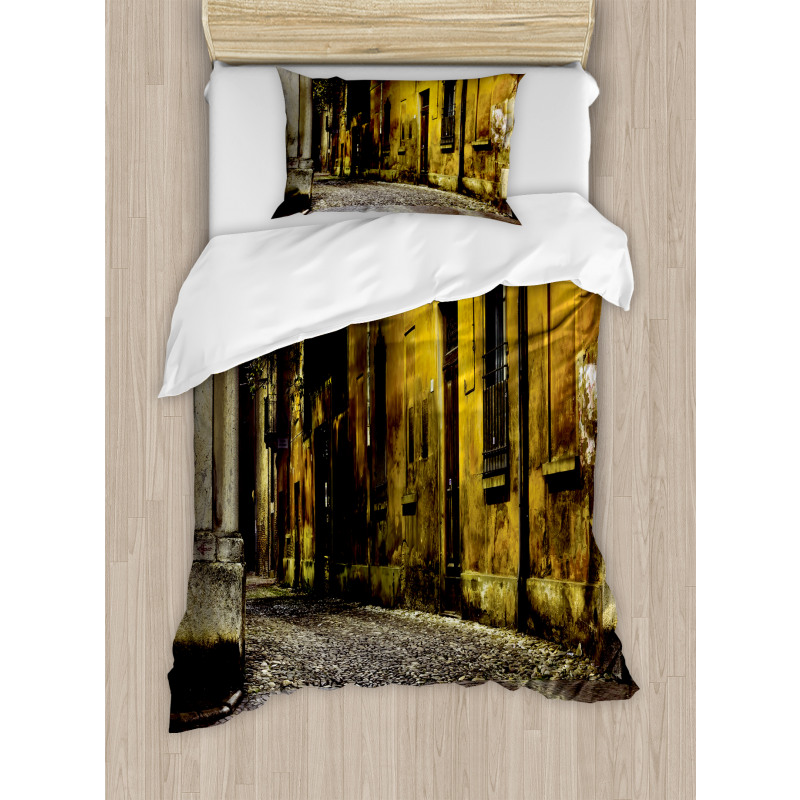 Dark City Old Avenues Duvet Cover Set