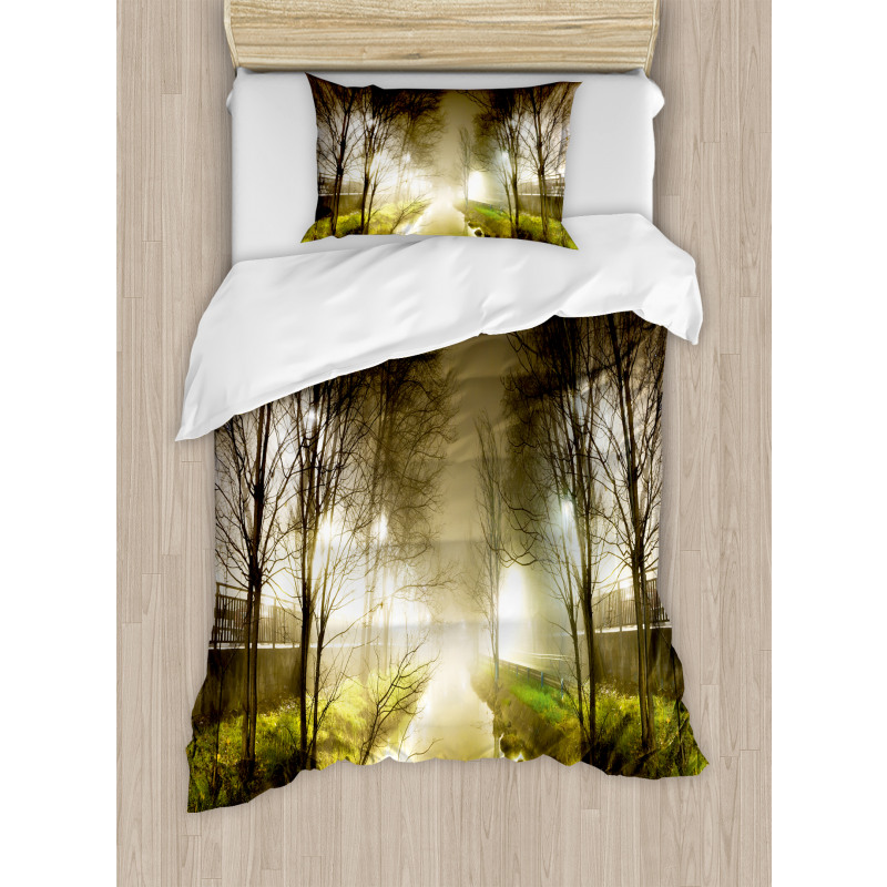 Water Channel Foggy City Duvet Cover Set