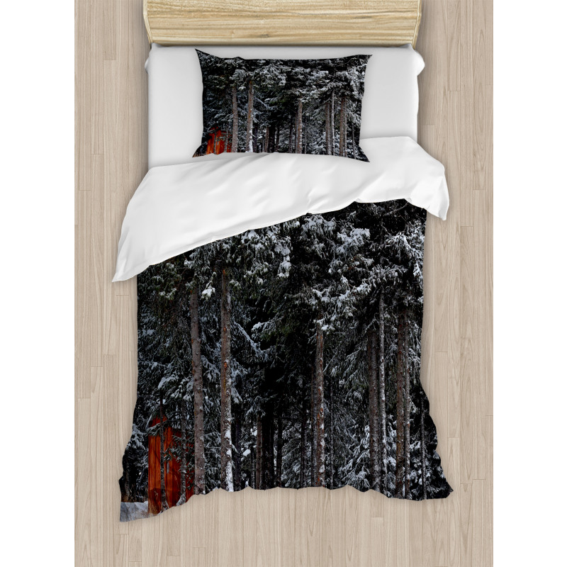 Snowy Forest Cottage Duvet Cover Set